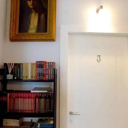 Treehouse - Apartment 1 *